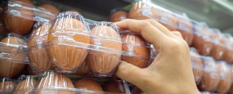 Com inflação em alta, consumidor recorre a grão de bico e ovo como alternativa à carne