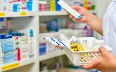 7 sinais de alerta que antecedem a falta de produto no varejo farma
